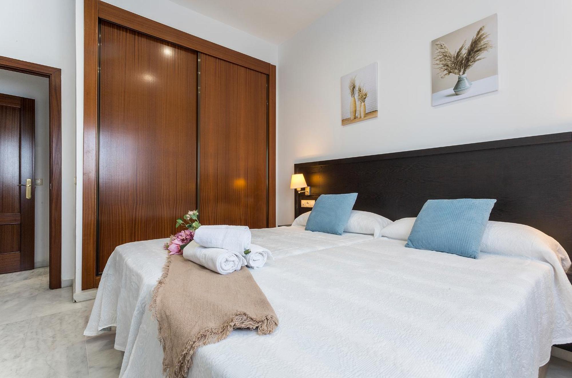 Aticos Lux Sevilla Piscina Parking Bormujos Exteriér fotografie